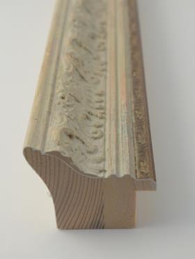 6,8cm antique ivory decorated